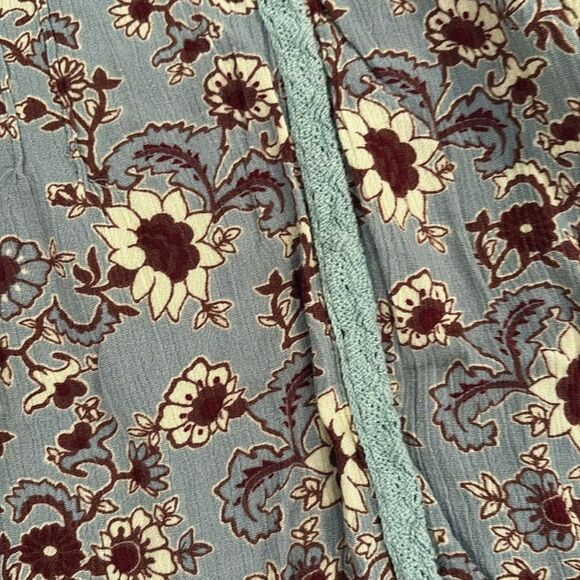 Suzanne Betro extra large floral shirt, really soft - Picture 2 of 8